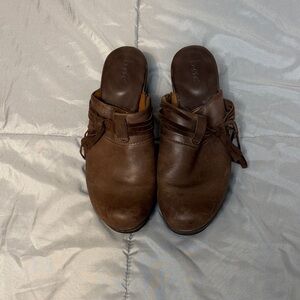 b.o.c. Dark Brown Leather Mules